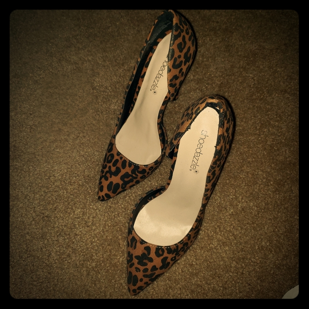 Stilleto pump shoe